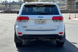 2018 Jeep
                Grand Cherokee Laredo