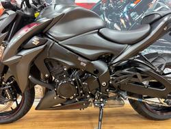 2017 Suzuki GSX-S1000 Black