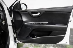 2018 Kia
Rio S