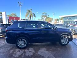 2022 Mitsubishi
Outlander LS