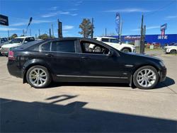 2009 Holden
                Calais V