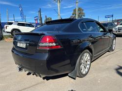 2009 Holden
                Calais V