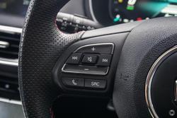 2021 MG
HS PHEV Essence