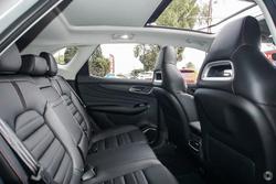 2021 MG
HS PHEV Essence