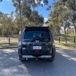 2017 Mitsubishi
Pajero Exceed