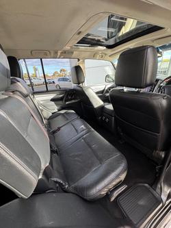 2017 Mitsubishi
Pajero Exceed