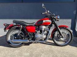 Kawasaki W400