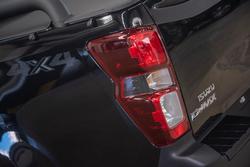 2025 Isuzu
D-MAX X-RIDER