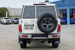 2019 Toyota Landcruiser GXL VDJ76R 4X4 Dual Range French Vanilla