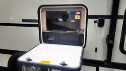 2025 Avida
                Esperance LX 