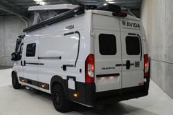 2025 Avida
                Trek 