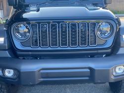 2025 Jeep
Wrangler Rubicon