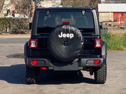 2025 Jeep
Wrangler Rubicon