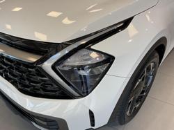 2022 Kia
Sportage SX+