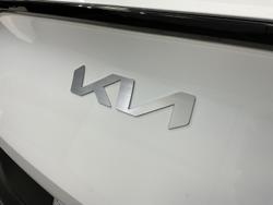 2022 Kia
Sportage SX+