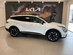 2022 Kia
Sportage SX+
