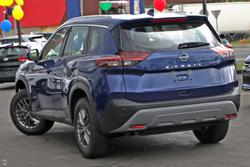 2025 Nissan
X-TRAIL ST