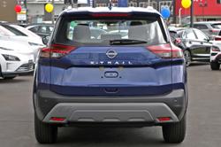 2025 Nissan
X-TRAIL ST