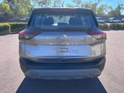 2025 Nissan
                X-TRAIL ST