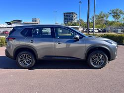 2025 Nissan
                X-TRAIL ST