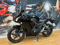 2015 Honda CBR300R BLACK