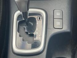 2019 Toyota
Hilux SR5