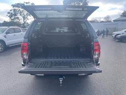 2019 Toyota
Hilux SR5