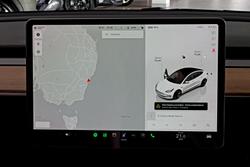 2022 Tesla Model 3 Rear-Wheel Drive Pearl White