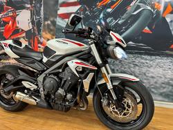 2020 Triumph STREET TRIPLE S 660 LAMS CRYSTAL WHITE