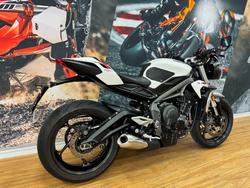 2020 Triumph STREET TRIPLE S 660 LAMS CRYSTAL WHITE