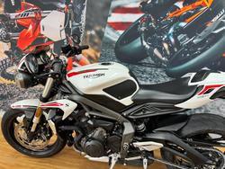 2020 Triumph STREET TRIPLE S 660 LAMS CRYSTAL WHITE
