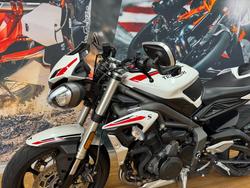 2020 Triumph STREET TRIPLE S 660 LAMS CRYSTAL WHITE