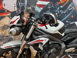 2020 Triumph STREET TRIPLE S 660 LAMS CRYSTAL WHITE