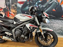 2020 Triumph STREET TRIPLE S 660 LAMS CRYSTAL WHITE