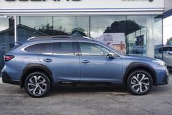 2021 Subaru
Outback AWD Touring