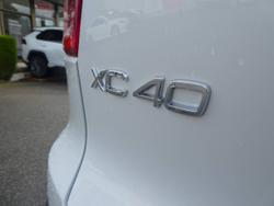 2022 VOLVO
XC40 PLUS B4 MHEV