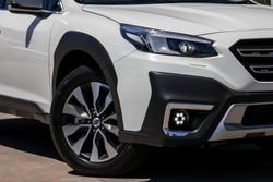 2024 Subaru Outback AWD Touring XT 6GEN MY25 AWD Crystal White