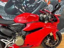 2016 DUCATI 1299 PANIGALE RED