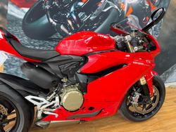 2016 DUCATI 1299 PANIGALE RED
