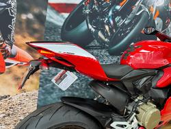 2016 DUCATI 1299 PANIGALE RED
