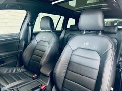 2020 Volkswagen Golf 110TSI Highline 7.5 MY20 Deep Black