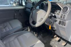 2011 Toyota Landcruiser Workmate Troopcarrier