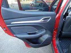 2022 MG ZST Vibe MY22 Diamond Red