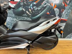 2019 Yamaha XMAX 300 (CZD300A) GREY