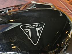 2025 Triumph Street Triple R 765 Street Triple Black