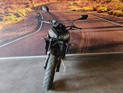 2025 Triumph Street Triple R 765 Street Triple Black