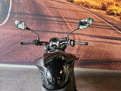2025 Triumph Street Triple R 765 Street Triple Black