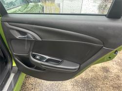 2016 HOLDEN
COMMODORE SV6