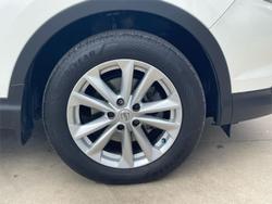 2017 Nissan QASHQAI TS J11 Ivory Pearl