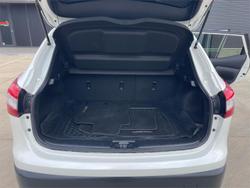 2017 Nissan QASHQAI TS J11 Ivory Pearl